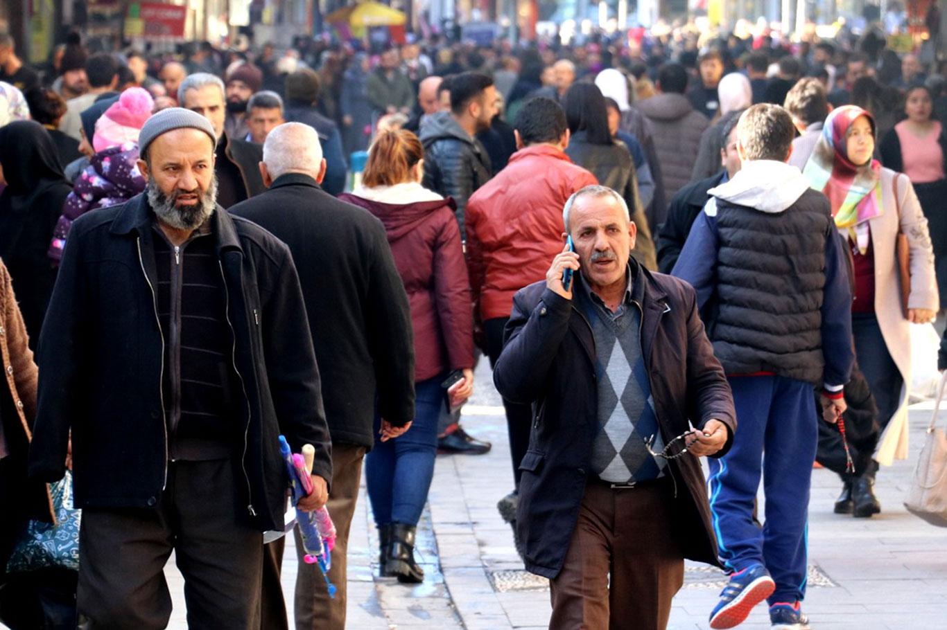 Halk ABD'nin Türkiye'deki üslerinin kapatılmasını istiyor